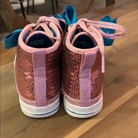 !2 for 1! Size 11 toddler Jojo Siwa running shoes - Picture 2 of 9